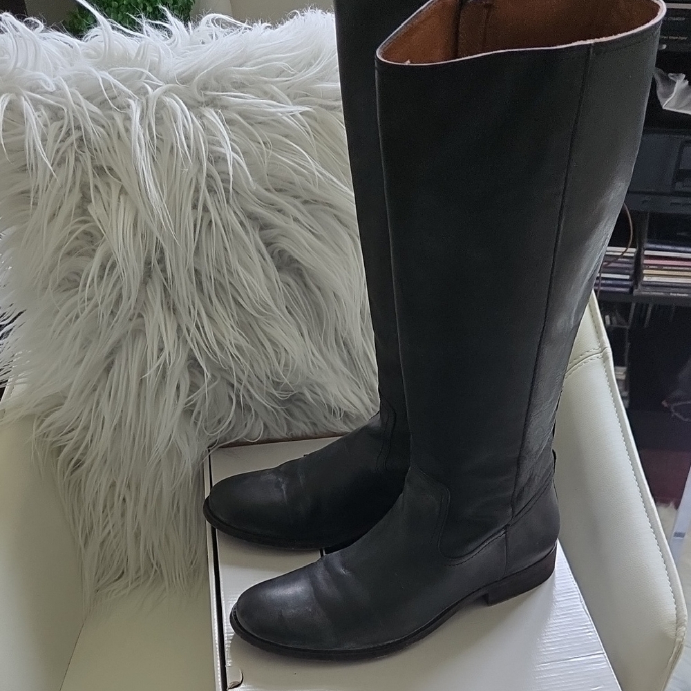 Frye Black Over the Knee Boots Sleek Design
